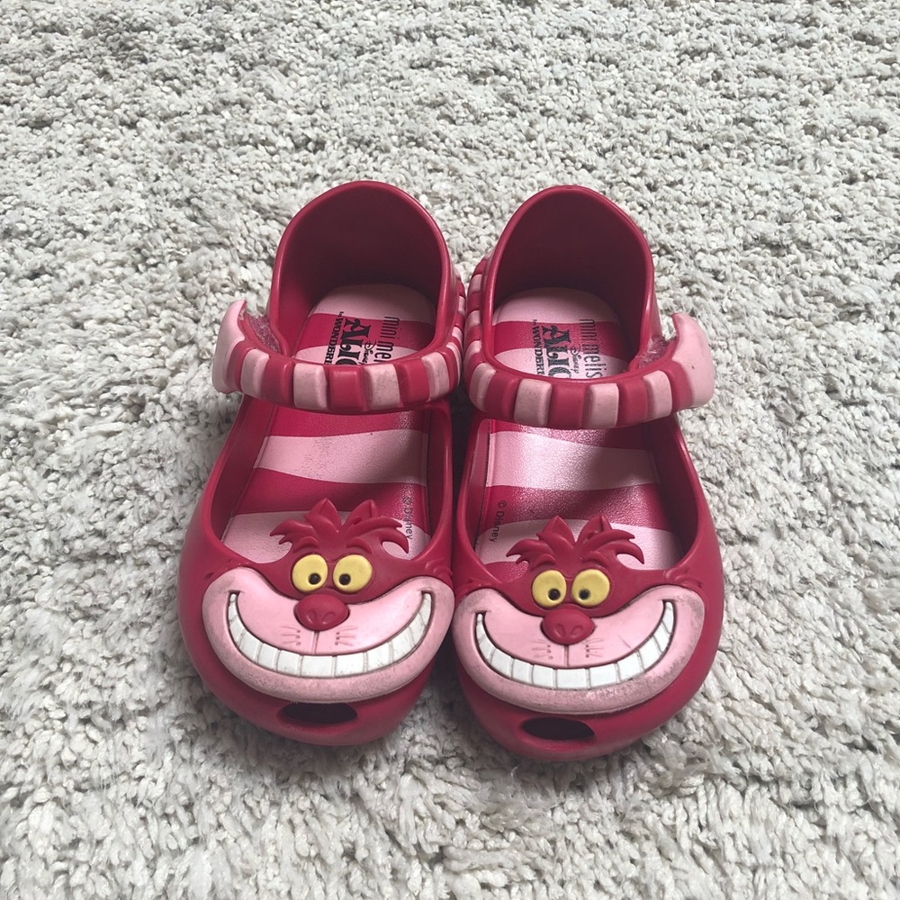 Mini Melissa size 6